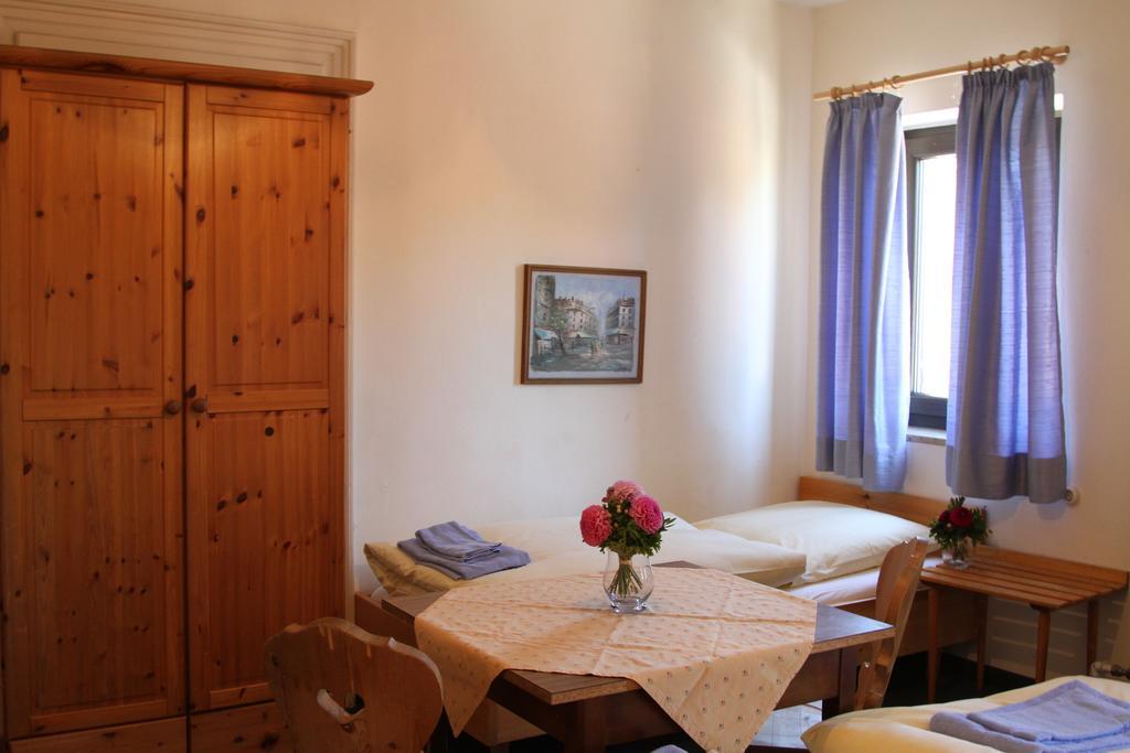 Gasthof Sollner Hof Hotel Мюнхен Екстериор снимка
